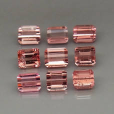 Натуральный розовый турмалин Рубеллит октагон 4.0x3.5 - 4.5x3.5мм 0.36ct