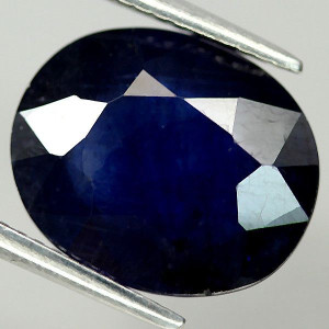 Натуральний синій Сапфір овал 13.6x11.3мм 9.44ct