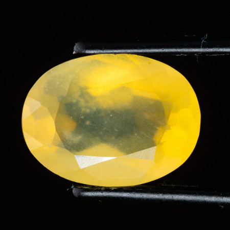 Натуральный желтый Опал овал 11.9x8.8мм 3.07ct