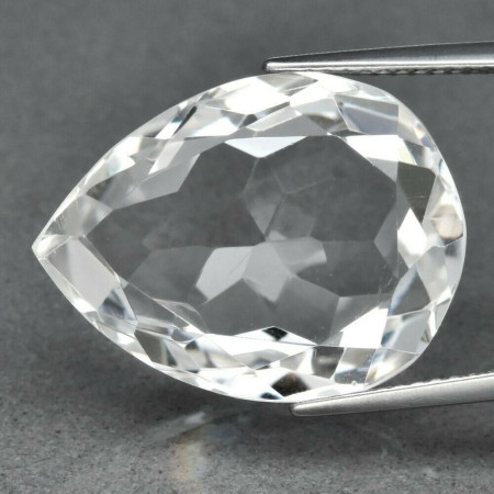 Натуральний білий Кварц груша 17.46ct