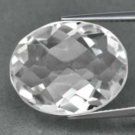 Натуральний білий Кварц овал 17.49ct