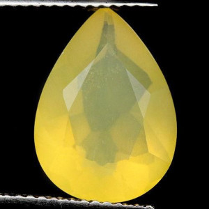 Натуральный желтый Опал груша 14.1х10.3мм 3.67ct