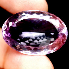 Натуральный Аметист овал 30.6х20.8мм 46.63ct