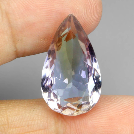 Натуральний Аметрин овал 21.9х13.0мм 14.65ct