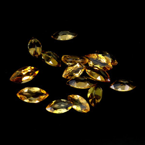 Натуральний Цитрин маркіз 6.5х3.3 - 7.5х3.6мм 0.30ct