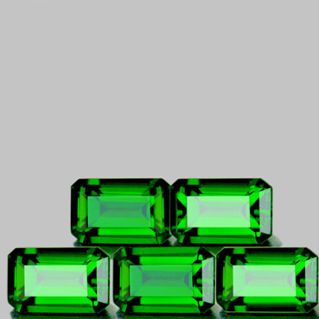 Натуральний Хромдіопсид октагон 5x3мм 0.34ct