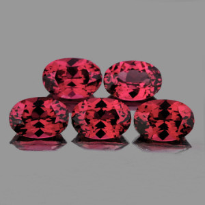 Природний Родоліт овал 6х4мм 0.58ct Природний Родоліт овал 6х4мм 0.58ct