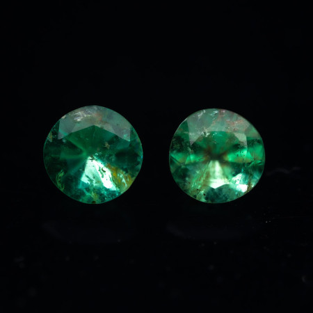 Натуральний Смарагд коло пара 3.7мм 0.45ct