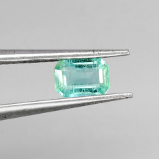 Натуральний Смарагд октагон 6х4мм 0.80ct Натуральний Смарагд октагон 6х4мм 0.80ct