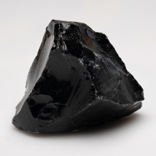 Натуральный кристалл Обсидиан 38.6х33.3мм 37.93г