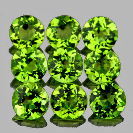 Натуральный Перидот круг 4.5мм 0.39ct Натуральный Перидот круг 4.5мм 0.39ct