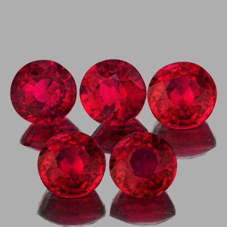 Натуральний Рубін коло 3.8мм 0.32ct