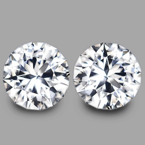 Натуральний білий Сапфір коло 4мм 0.32ct