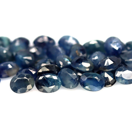 Натуральный синий Сапфир овал 4.1х3.3 - 4.2х3.2мм 0.27ct