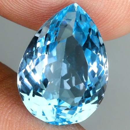 Натуральный голубой свисс Топаз груша 15.1х11.0мм 9.55ct