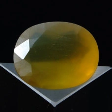 Натуральний жовтий мексиканський Опал овал 15.3х12.3мм 7.04ct