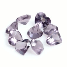 Натуральный Аметист сердце 6.1х6.1 - 6.2х6.1мм 0.69ct