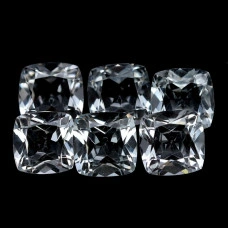 Натуральный белый Топаз кушион 8х8мм 2.45ct