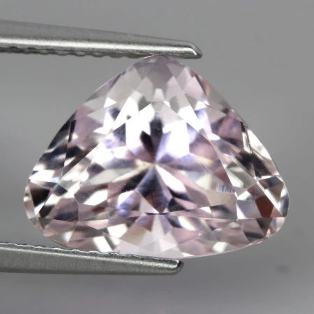 Натуральний Кунцит груша 12.5х9.6мм 5.94ct Натуральний Кунцит груша 12.5х9.6мм 5.94ct