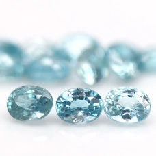 Натуральний блакитний Циркон овал 5.1х4.1 - 5.1х4.5мм 0.62ct