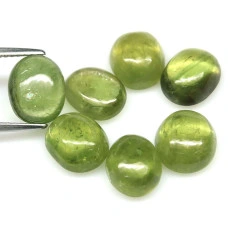 Натуральний зелений Сапфір овал 9.2х7.4 - 9.3х8.6мм 3.58ct