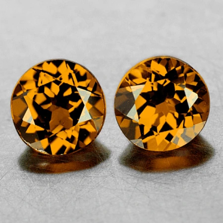 Натуральный Мали Гранат круг пара 3.7мм 0.48ct Натуральный Мали Гранат круг пара 3.7мм 0.48ct