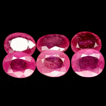Натуральний Рубін овал 8.3x6.8 - 8.6x7.0мм 2.20ct