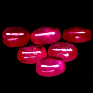 Натуральний Рубін овал 6.7x5.1 - 7.1x5.4мм 1.42ct