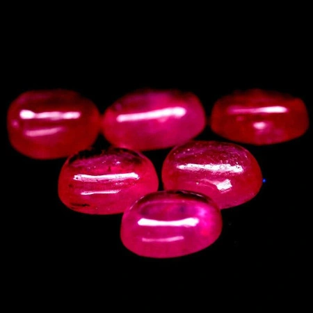 Натуральний Рубін овал 6.7x5.1 - 7.1x5.4мм 1.42ct
