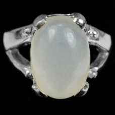 Серебряное кольцо с натуральным Лунным камнем 15.75р