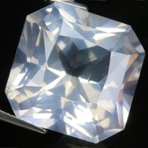 Натуральный белый Кварц октагон 19.3x19.1мм 29.90ct