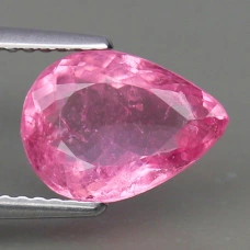 Натуральный розовый Турмалин Рубеллит груша 10.6x7.7мм 2.15ct