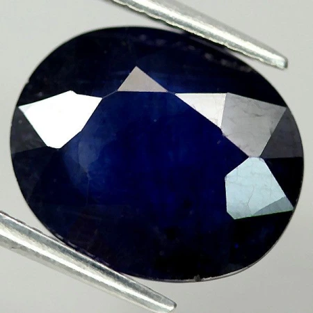 Натуральный синий Сапфир овал 13.6x11.3мм 9.44ct Натуральный синий Сапфир овал 13.6x11.3мм 9.44ct