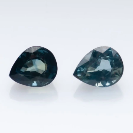 Натуральный не гретый Сапфир груша пара 5.0x4.1мм 1.04ct Натуральный не гретый Сапфир груша пара 5.0x4.1мм 1.04ct