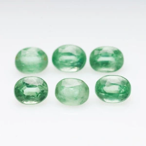 Натуральный зелёный Кианит овал 5х4мм 0.54ct