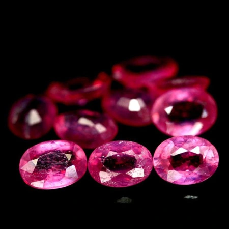 Натуральний Рубін овал 6.8x5.1 - 7.1x5.2мм 1.02ct