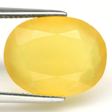 Натуральный желтый Опал овал 17.4x13.6мм 9.76ct