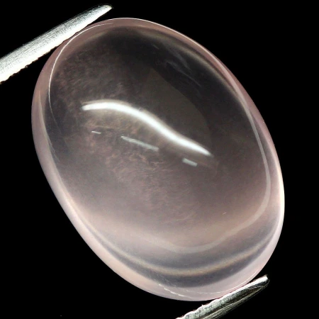 Натуральний рожевий Кварц овал 18.2x13.2мм 14.64ct
