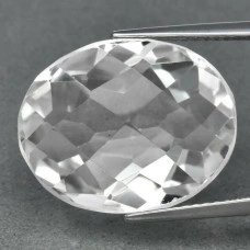 Натуральний білий Кварц овал 17.7x14.2мм 17.49ct