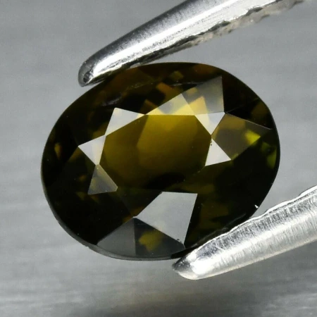 Натуральний зелений Турмалін овал 0.57ct Натуральний зелений Турмалін овал 0.57ct