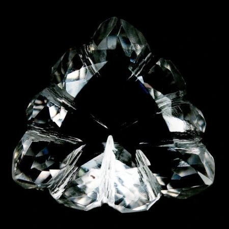 Натуральный белый Кварц 24.6x24.3мм 40.18ct Натуральный белый Кварц 24.6x24.3мм 40.18ct