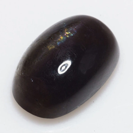 Натуральный Скаполит с кошачьим глазом овал 16.6x11.0мм 9.79ct