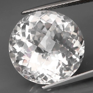 Натуральный белый Кварц круг 17.3мм 17.00ct