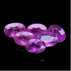 Натуральный Рубин овал 6x4мм 0.67ct