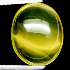Натуральний жовтий Опал овал 13.7x11.1мм 5.31ct