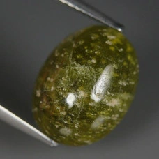 Натуральный Гидрогроссуляр овал 13.2x10.1мм 6.41ct
