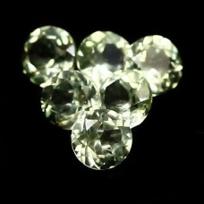 Натуральний Перидот коло 1.8-1.9мм 0.02ct