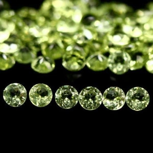 Натуральный Перидот круг 2.3мм 0.05ct