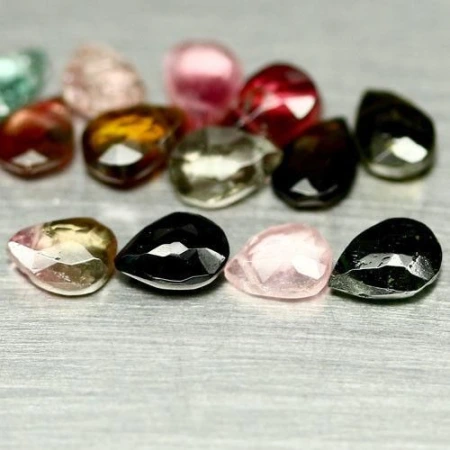 Натуральний Турмалін груша 7.0x5.5 - 7.3x5.1мм 0.90ct