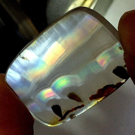 Натуральный ирис Агат кушион 36.0x21.9мм 30ct